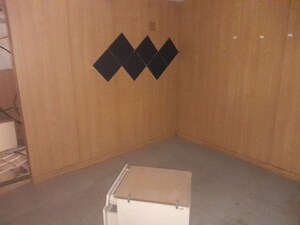 Furnished Amenities in  Shop at Delta City – for Sale