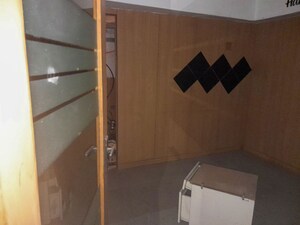 Team Area in  Shop at Delta City – for Sale
