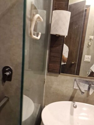 Bathroom in 3 BHK Builder Floor at Sector 43 – for Rent
