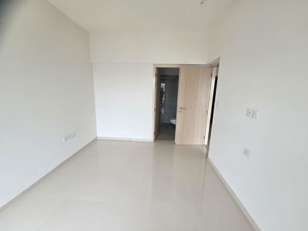 2 BHK 620 Sq.Ft. Apartment in Dem Phoenix
