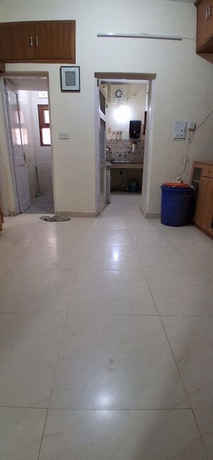 Parking in 2 BHK Apartment at Vasant Kunj – for Rent