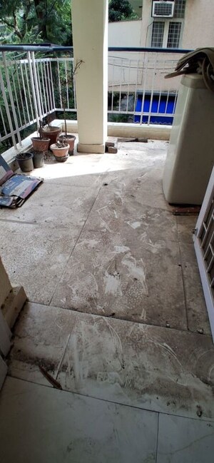 Parking in 2 BHK Apartment at Vasant Kunj – for Rent