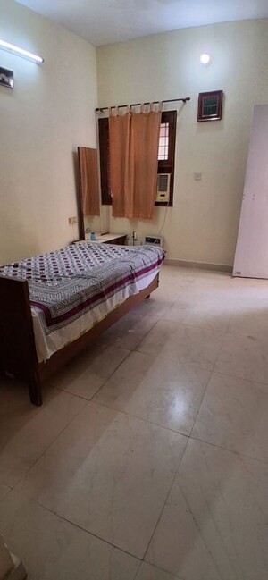 Bedroom in 2 BHK Apartment at Vasant Kunj – for Rent