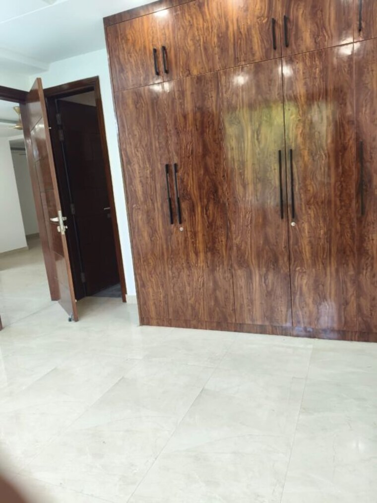 Room, sector 22 2 Bedroom 1600 Sq.Ft. Builder Floor In Sector 22 Gurgaon 10550725