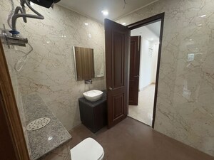 Living Room in 2 BHK Builder Floor at Sector 23 – for Rent
