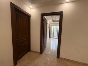 2 BHK Builder Floor For Rent in Sector 23