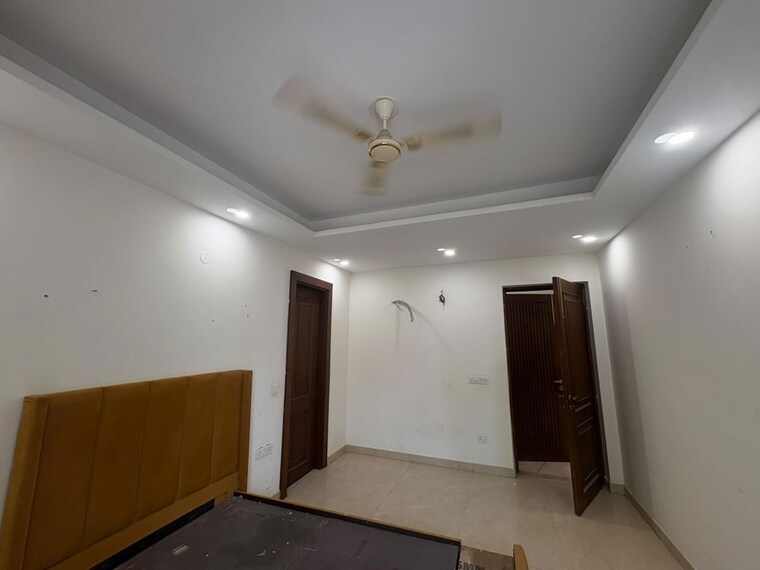 Room, sector 23 2 Bedroom 1700 Sq.Ft. Builder Floor In Sector 23 Gurgaon 10550732