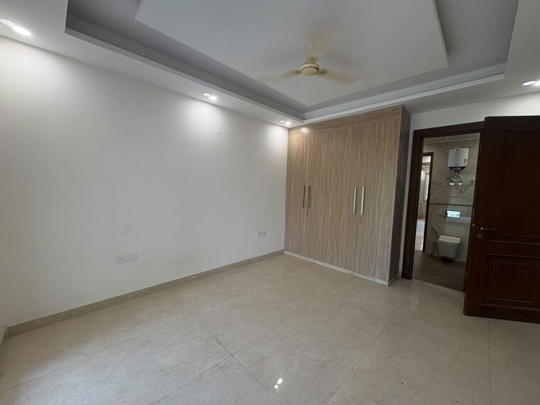 Room, sector 23 2 Bedroom 1700 Sq.Ft. Builder Floor In Sector 23 Gurgaon 10550732