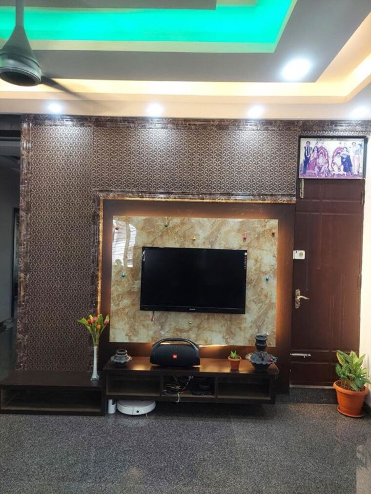 Living Room, rm-residency 3 Bedroom 900 Sq.Ft. Builder Floor In Nri Layout Bangalore 10550793