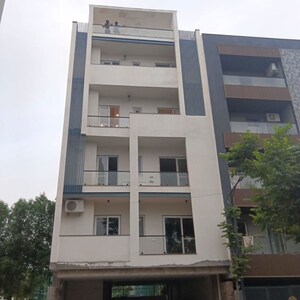 2 BHK Builder Floor – Exterior View View at Sector 43 - for Rent