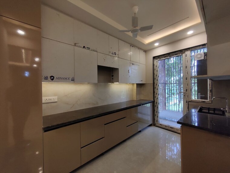 Kitchen, sector 43 2 Bedroom 1200 Sq.Ft. Builder Floor In Sector 43 Gurgaon 10550816