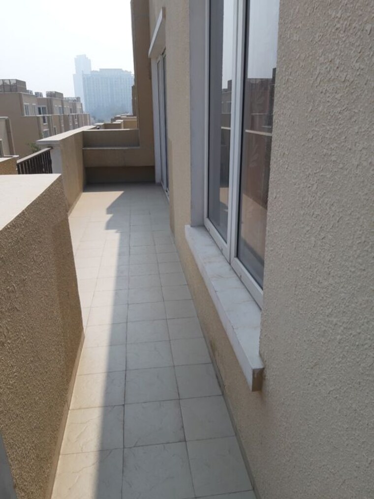 Balcony, emaar-marbella 5 Bedroom 8120 Sq.Ft. Villa In Sector 66 Gurgaon 10426521