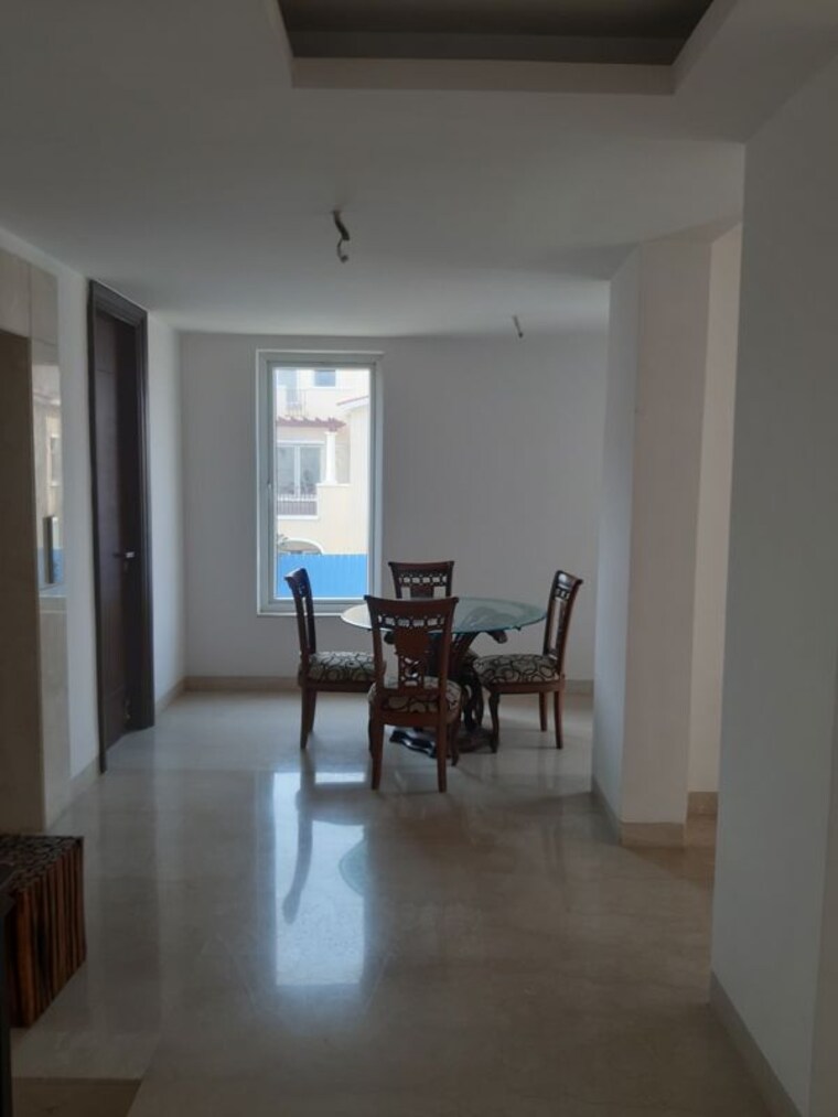 Living Room, emaar-marbella 5 Bedroom 8120 Sq.Ft. Villa In Sector 66 Gurgaon 10426521