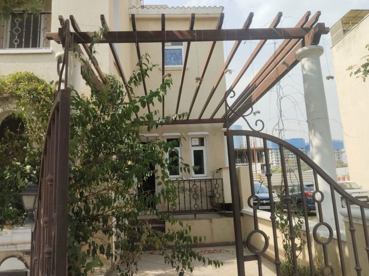 Exterior View, emaar-marbella 5 Bedroom 8120 Sq.Ft. Villa In Sector 66 Gurgaon 10426521