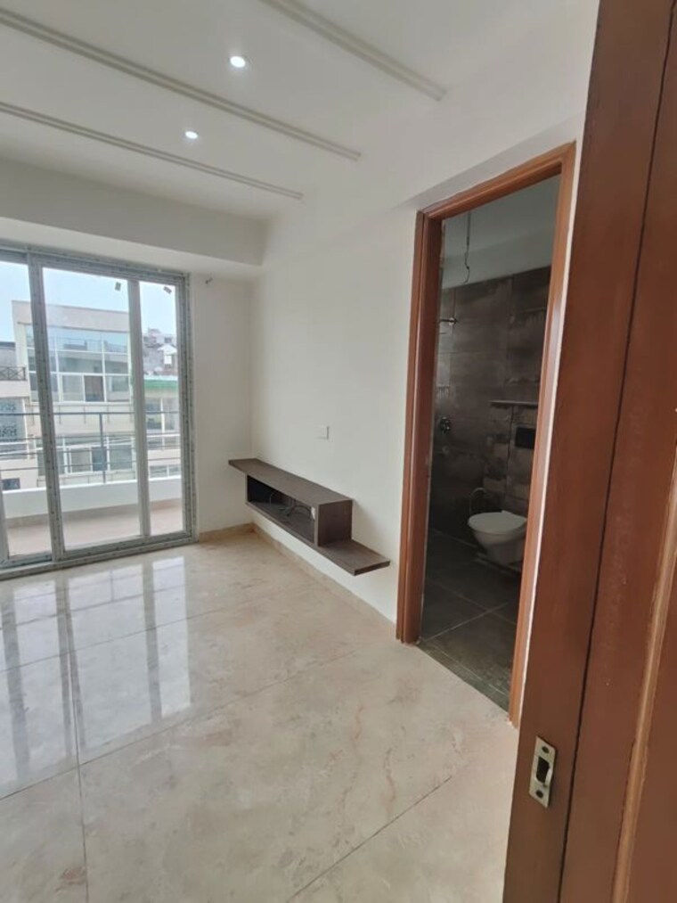 Room, pir machalla 3 Bedroom 1100 Sq.Ft. Builder Floor In Pir Machalla Zirakpur 10550841