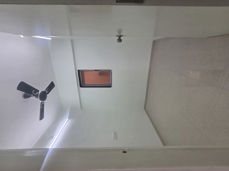 Bathroom, siddharth-nagar-chs-goregaon 2.5 Bedroom 700 Sq.Ft. Apartment In Goregaon West Mumbai 10550851