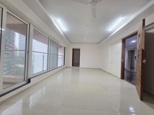 3.5 BHK Apartment For Rent in Je And Vee Om Trimurti, Malad East