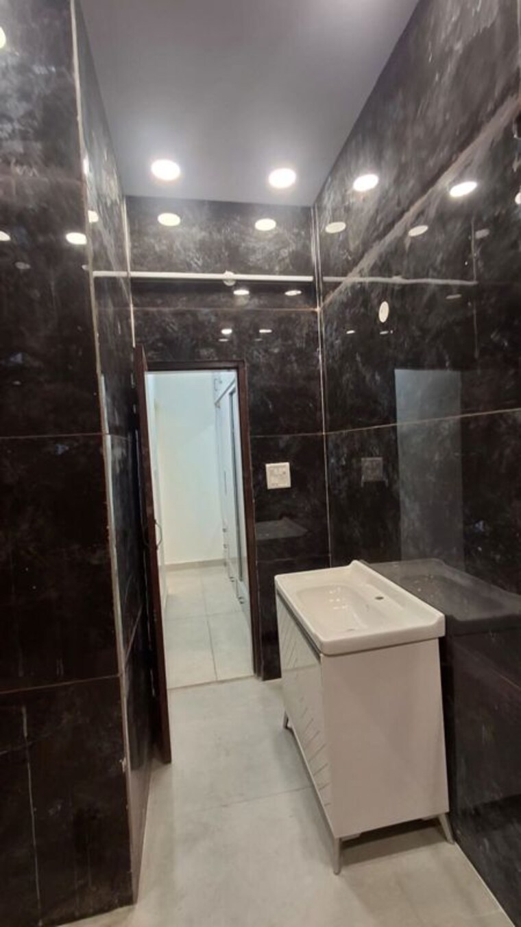 Bathroom, ms-enclave-zirakpur 3 Bedroom 1050 Sq.Ft. Independent House In Dhakoli Zirakpur 10550849