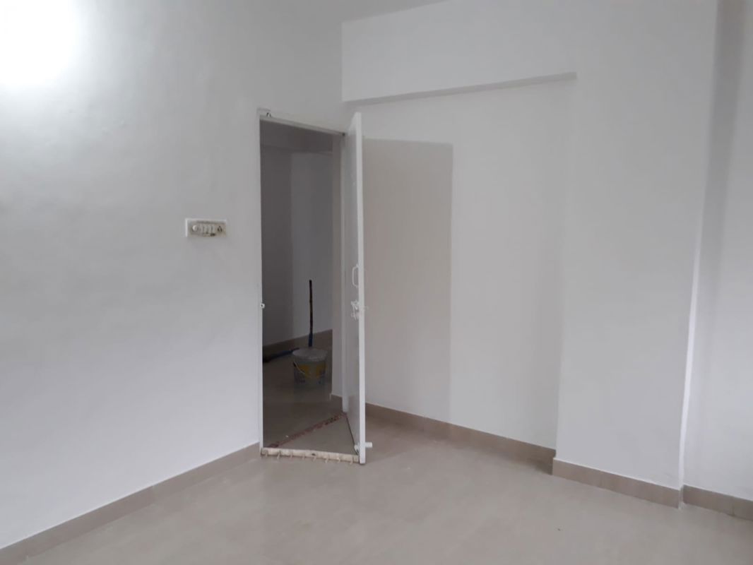 3 BHK 1800 Sq.Ft. Apartment in Tain Square