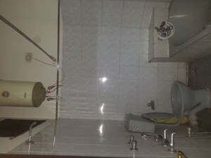 Bathroom in 1 RK Independent House at Rt Nagar – for Rent
