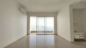 3.5 BHK Apartment For Rent in Omkar Alta Monte, Malad East