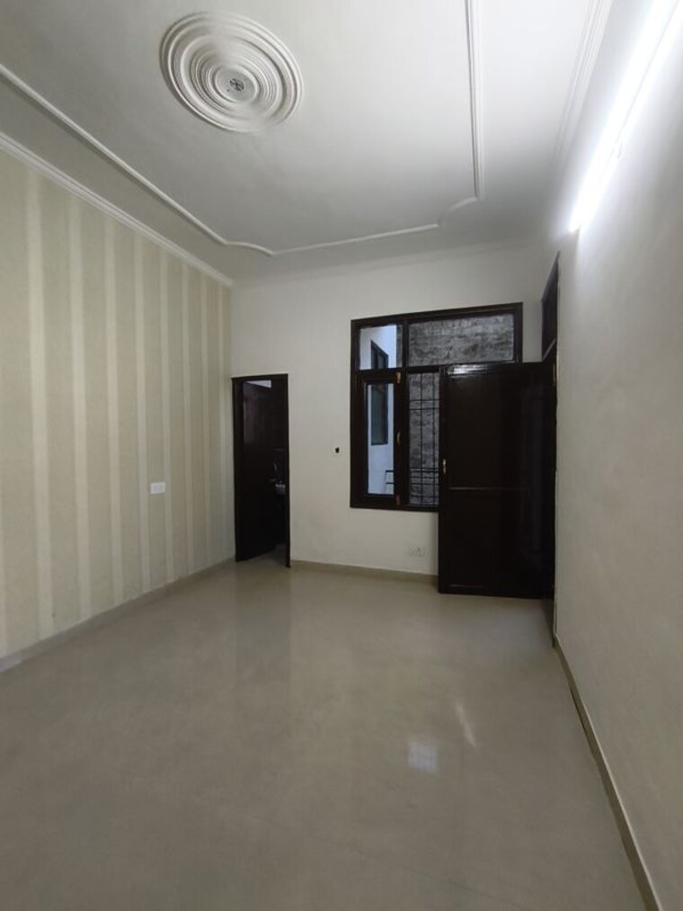 Room, guru-nanak-enclave 2 Bedroom 142 Sq.Yd. Builder Floor In Dhakoli Zirakpur 10546522