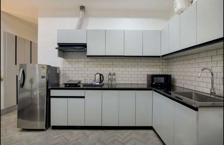 Kitchen, sas-shalimar-grand 3 Bedroom 2200 Sq.Ft. Apartment In Butler Colony Lucknow 10550905
