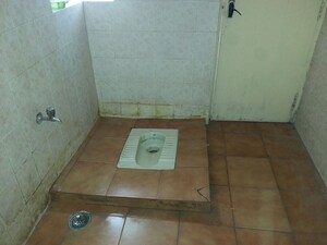 Bathroom in 1 RK Independent House at Rt Nagar – for Rent