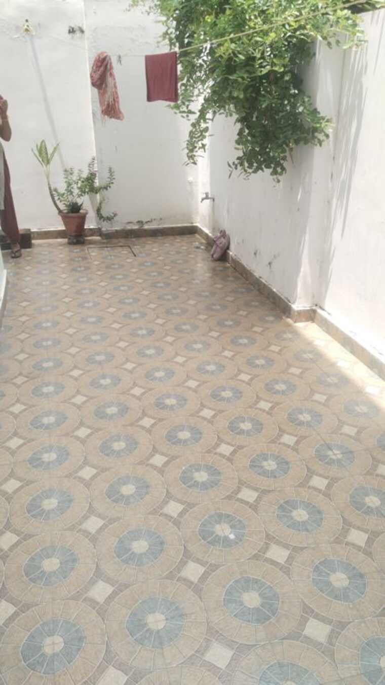 Balcony, gomti nagar 2 Bedroom 1600 Sq.Ft. Builder Floor In Gomti Nagar Lucknow 10550971