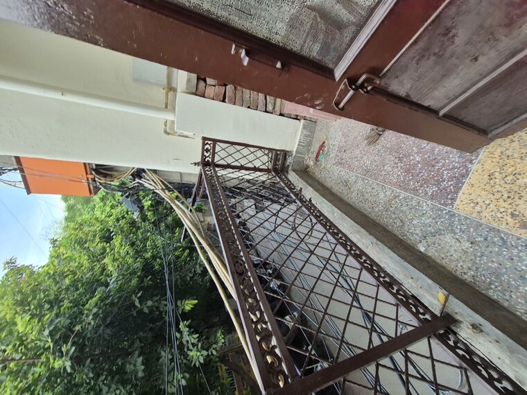 Balcony, mayur vihar 2.5 Bedroom 850 Sq.Ft. Builder Floor In Mayur Vihar Delhi 10550988