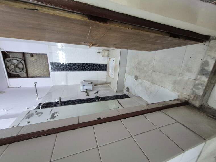 Attached Bathroom, mayur vihar 2.5 Bedroom 850 Sq.Ft. Builder Floor In Mayur Vihar Delhi 10550988