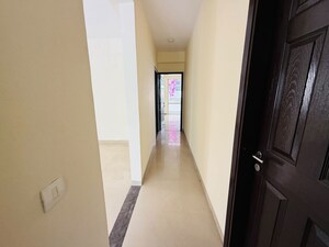 Building Lobby in 3 BHK Builder Floor at Unitech Nirvana Country Cedar Crest, Sector 50 – for Rent