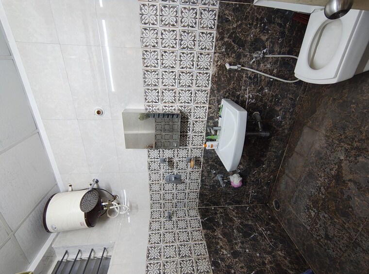 Bathroom, aratt-royal-manor 3 Bedroom 1850 Sq.Ft. Apartment In Hsr Layout Bangalore 10551011
