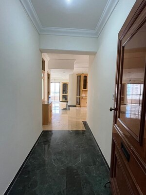 3 BHK Apartment – Entrance View at Hiranandani Sovereign, Powai - for Rent