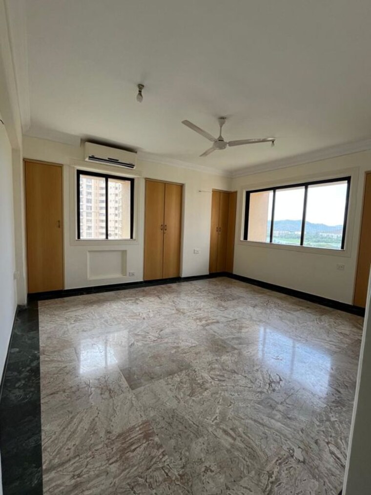 Room, hiranandani-sovereign 3 Bedroom 1600 Sq.Ft. Apartment In Powai Mumbai 10551023