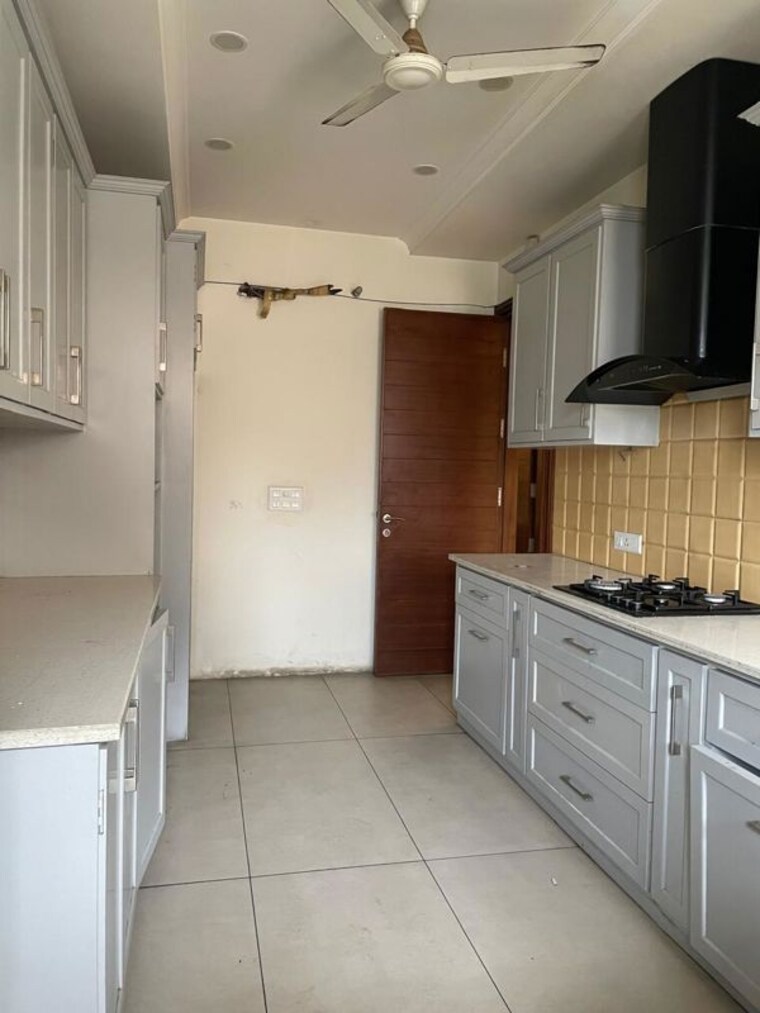 Kitchen, sector 8 3 Bedroom 4500 Sq.Ft. Builder Floor In Sector 8 Chandigarh 10551053