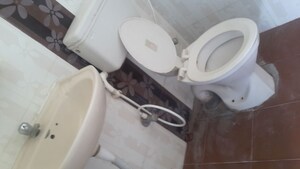 Bathroom in 1 RK Independent House at Rt Nagar – for Rent