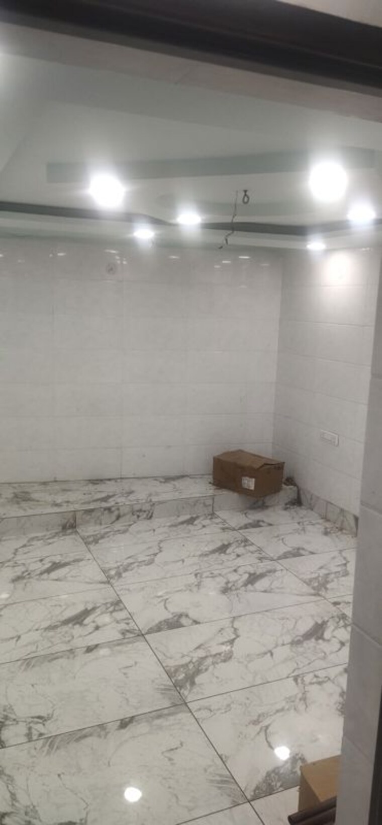 Room, jheel khurenja 3 Bedroom 100 Sq.Yd. Builder Floor In Jheel Khurenja Delhi 10550370