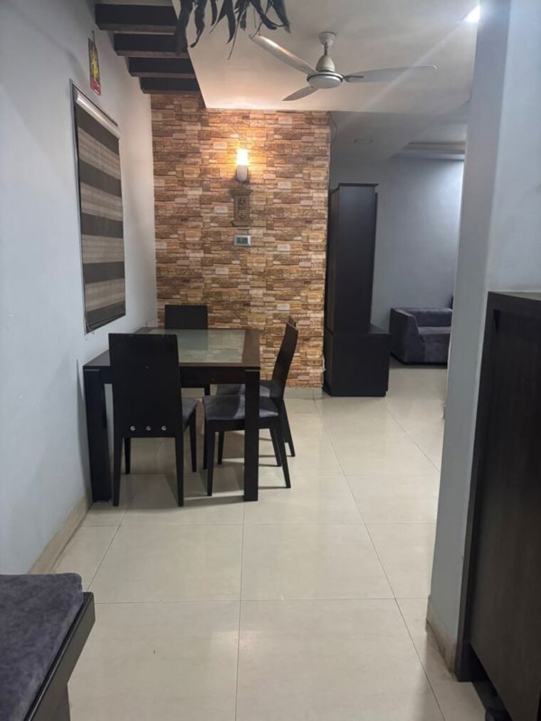 Team Area, malad east Pg For Boys & Girls In Malad East 10551106