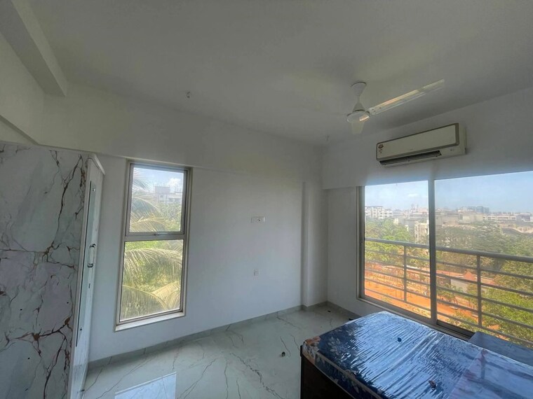 Bedroom, malad west Pg For Boys In Malad West 10551108