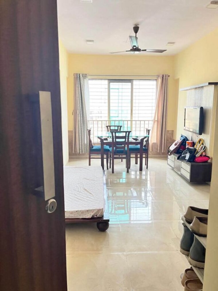Room, goregaon west Pg For Boys & Girls In Goregaon West 10551110