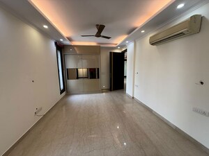 Room in 3 BHK Builder Floor at Greater Kailash I – for Rent