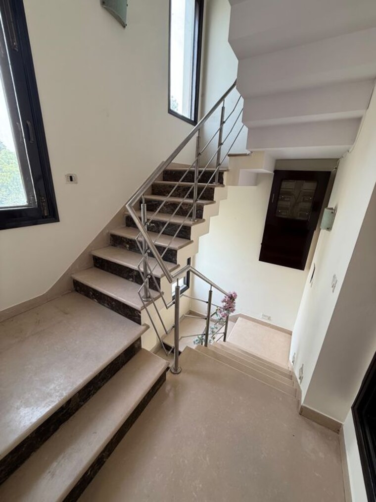 undefined, greater kailash i 3 Bedroom 208 Sq.Ft. Builder Floor In Greater Kailash I Delhi 10551118
