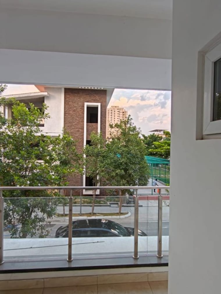 Balcony, smr-sms-vinay-casa-carino 5 Bedroom 4545 Sq.Ft. Villa In Bandlaguda Jagir Hyderabad 10551117