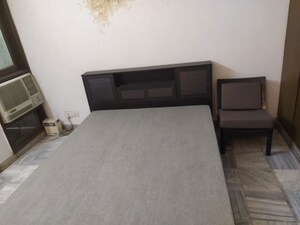 Bedroom in 3 BHK Builder Floor at South Extension ii – for Rent