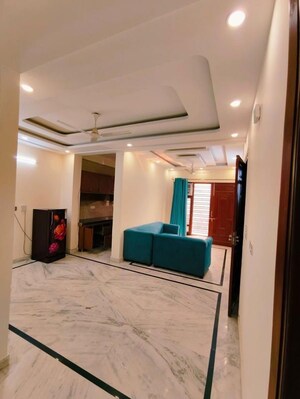 Living Room in 2 BHK Builder Floor at Sector 38 – for Rent