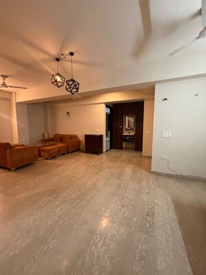 3 BHK Builder Floor For Rent in Sector 47