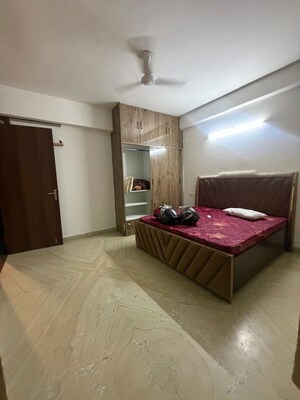 Bedroom in 3 BHK Builder Floor at Sector 47 – for Rent