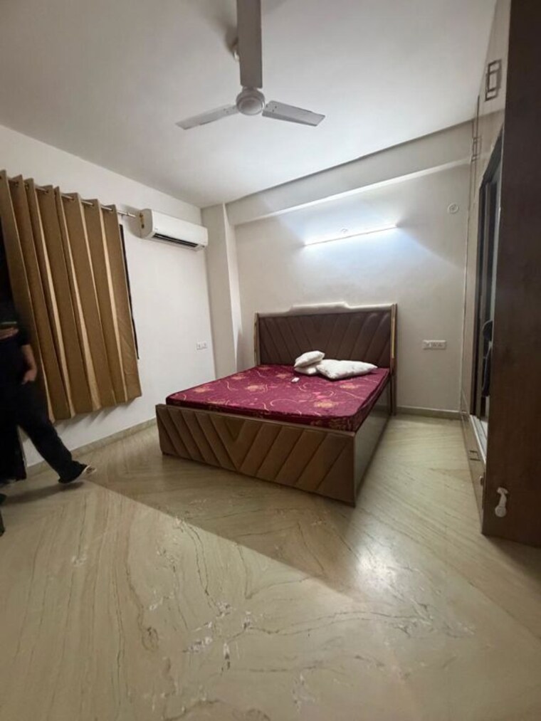 Bedroom, sector 47 3 Bedroom 2500 Sq.Ft. Builder Floor In Sector 47 Gurgaon 10549106