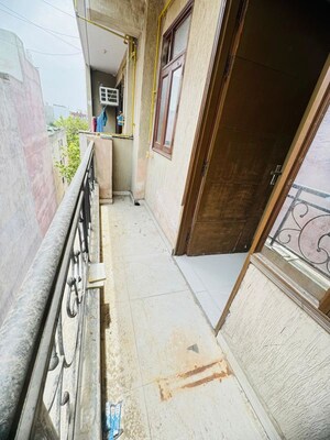 Balcony in 2 BHK Builder Floor at Chattarpur – for Rent